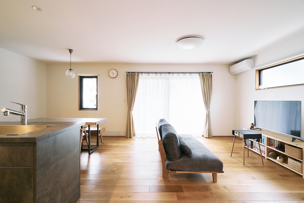 木と自然素材が織りなす、心やすらぐあたたかな住まい